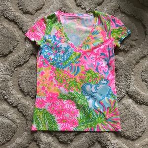 Lilly Pulitzer t-shirt